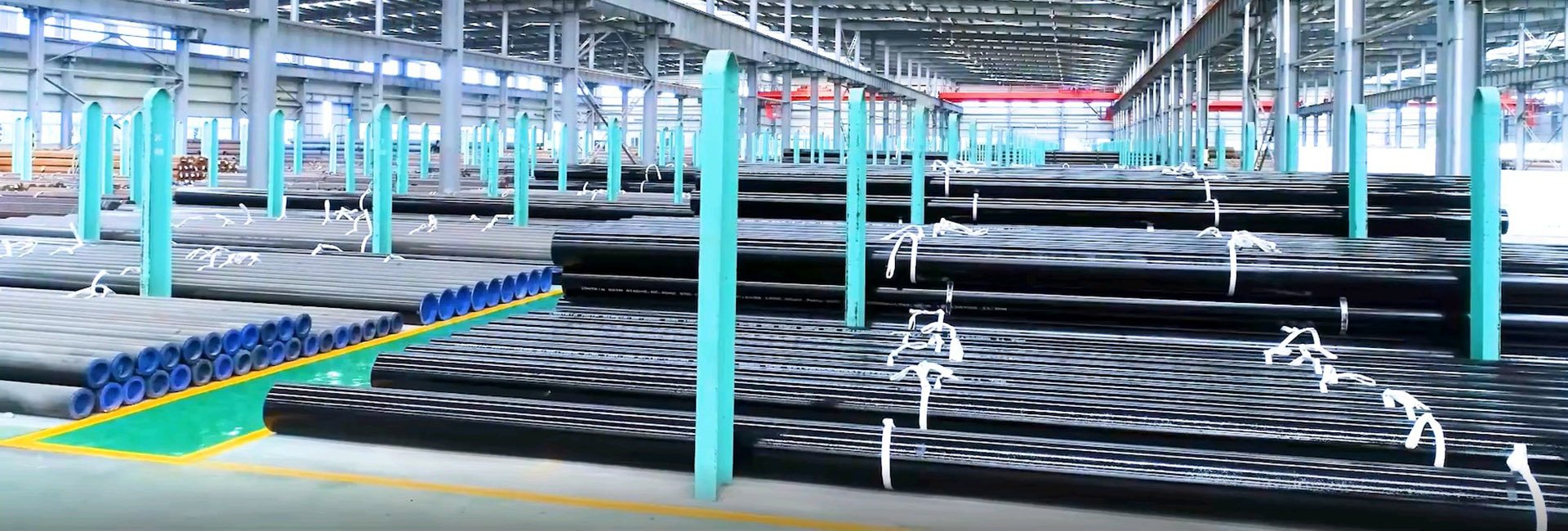 热力螺旋钢管适用于高温高压的输送介质，具有高强度和耐腐蚀性能。